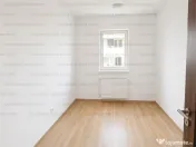 Garsoniera decoamndata | etaj 1 | parcare - Sanpetru-Galaxiei 