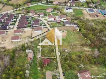 Teren extravilan de vânzare –ideal pentru casă sau parce