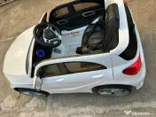Vând mașina electrică pt. copii 