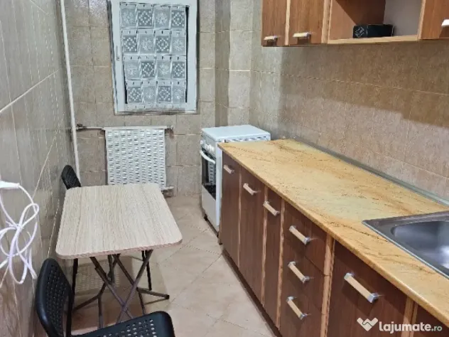 Proprietar inchiriez garsoniera langa Mall Vitan