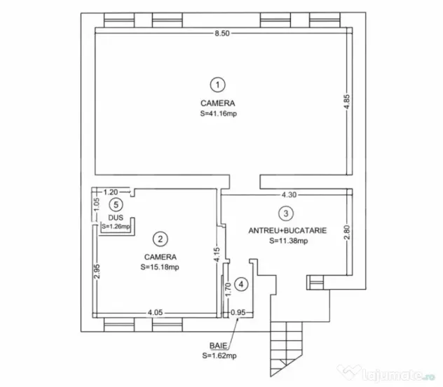 Apartament de 2 camere, demisol, zonă centrală
