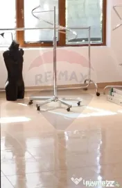Spațiu comercial de închiriat 31 mp, posibil terasă, z... 