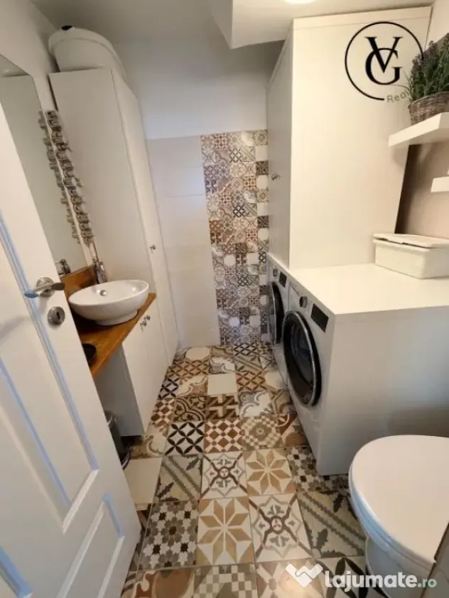 Casa 4 Camere Tunari | Otopeni | jacuzzi | panouri solare