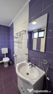 Apartament 3 cam de închiriat, cart. Rogerius 