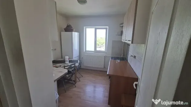 Vânzare ap 2 camere - Cf 3 - Vest – str. Înfrățirii - Gatata de mutat