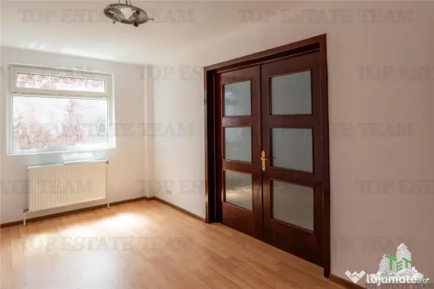 Vila 9 camere ideala pentru firme/cazare muncitori langa Lac