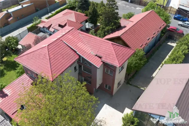 Vila 9 camere ideala pentru firme/cazare muncitori langa Lac