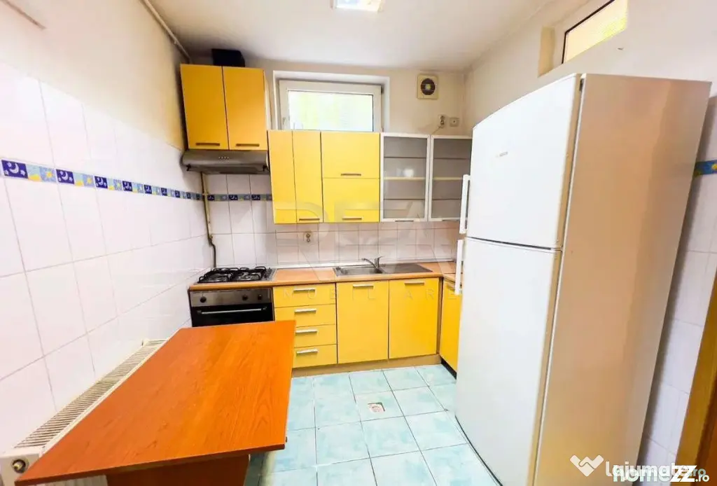 Apartament 5 camere de vanzare demisol Aviatorilor- investit