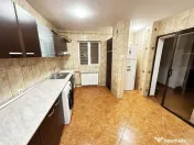 De vanzare apartament-3 Camere Decomandat | Inima Tineretului 
