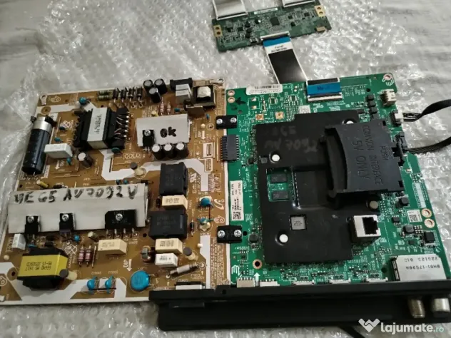 Dezmembrez samsung ue65au7092