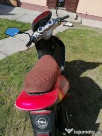 Scuter Este în stare de funcționare 