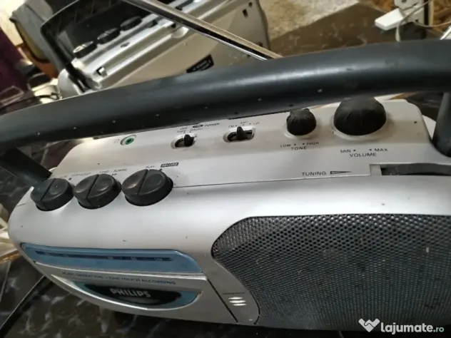 Radio casetofon philips portabil