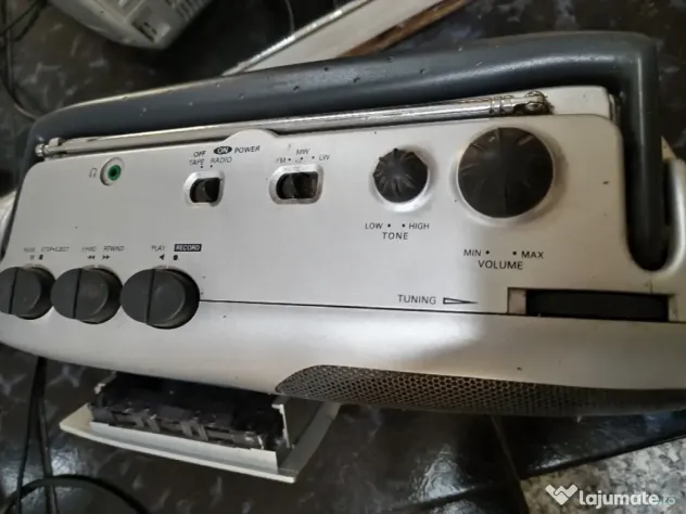 Radio casetofon philips portabil