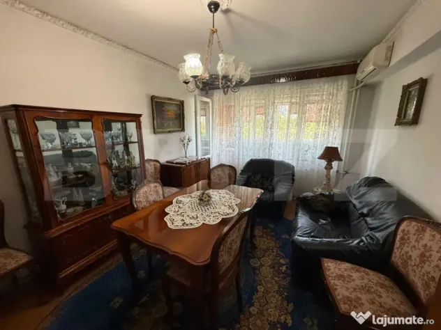 Apartament 4 camere decomandat, 93 mp, zona Ploiesti Sud