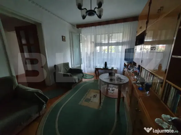 Apartament 4 camere decomandat, 93 mp, zona Ploiesti Sud