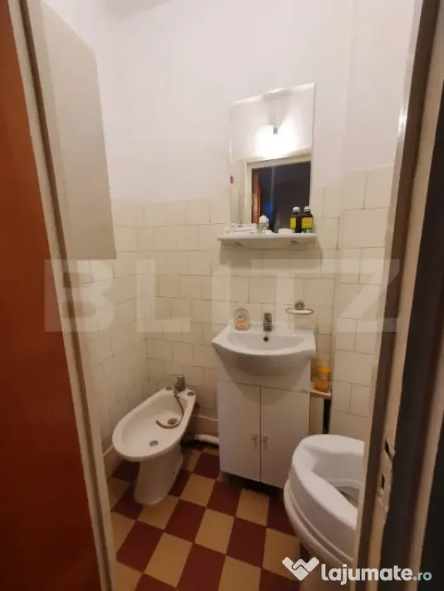 Apartament 4 camere decomandat, 93 mp, zona Ploiesti Sud