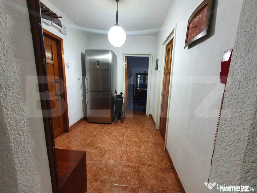 Apartament 4 camere decomandat, 93 mp, zona Ploiesti Sud - Ploiesti (Prahova)