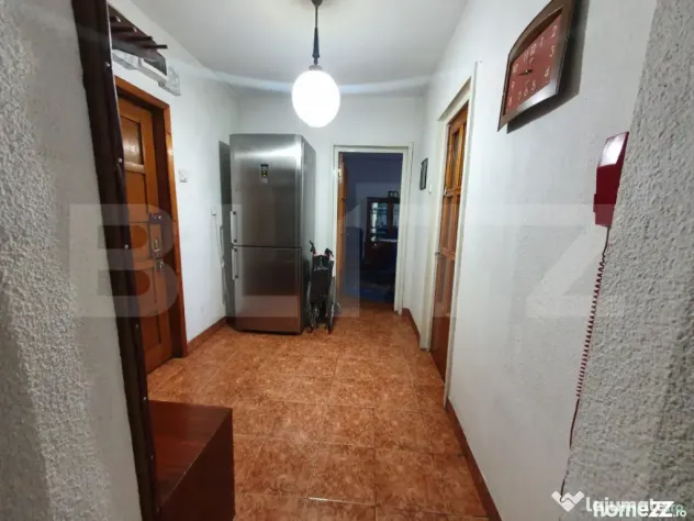 Apartament 4 camere decomandat, 93 mp, zona Ploiesti Sud - Ploiesti (Prahova)