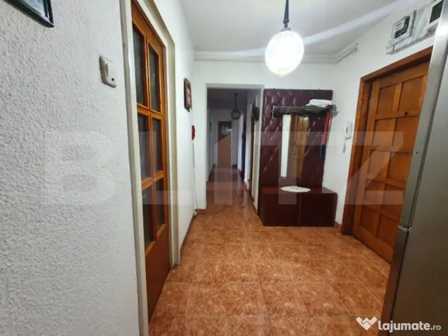 Apartament 4 camere decomandat, 93 mp, zona Ploiesti Sud