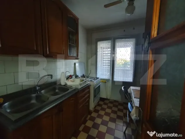 Apartament 4 camere decomandat, 93 mp, zona Ploiesti Sud