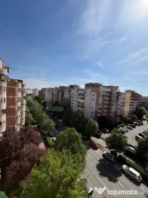 Apartament cu 3 camere, decomandat, nemobilat, Dorobantilor