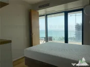 Apartament 2 camere vedere frontala la mare , complex exclus 