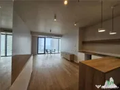 Apartament 2 camere vedere frontala la mare , complex exclus 