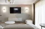 Apartament elegant cu 3 Camere, în Zona Subcetate, 