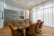 Iancu Nicolae - Vila high-end pe malul lacului, Gradina c... 