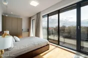 Iancu Nicolae - Vila high-end pe malul lacului, Gradina c... 
