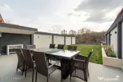 Iancu Nicolae - Vila high-end pe malul lacului, Gradina c... 