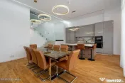 Iancu Nicolae - Vila high-end pe malul lacului, Gradina c...