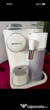 Espressor Nespresso Grand Lattisima Impecabil! 