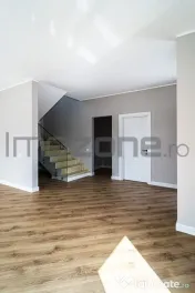 VILA INDIVIDUALA | 5 CAMERE | 2 PARCARI | MUTARE IMEDIATA... 