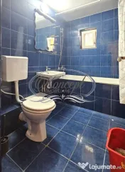 Apartament decomandat, la etajul 1 