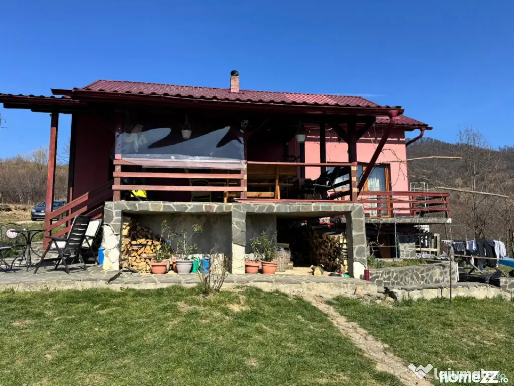 Casa de vanzare, 134 mp, teren 1300 mp, zona Vest - Baia Mare (Maramures)