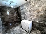 Pensiune în construcție cu potențial turistic și teren g 