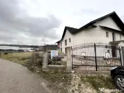 Pensiune în construcție cu potențial turistic și teren g 