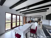 Pensiune în construcție cu potențial turistic și teren g 