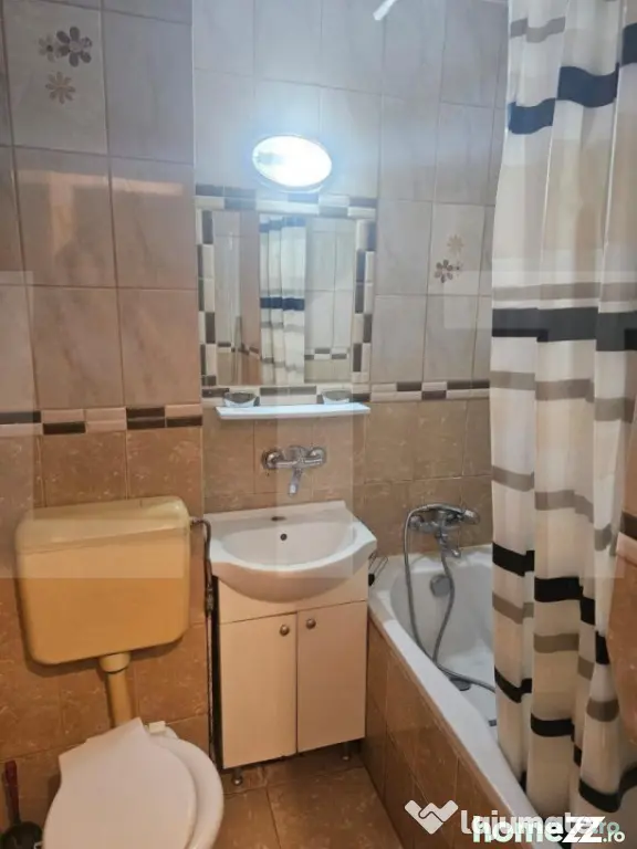 Apartament 3 camere, 50 mp | Închiriat 300 €/lună | Inve - Sfantu Gheorghe (Covasna)