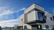 Casa Sanpetru 3 camere teren 175 mp 2 bai luminoasa intabula 
