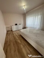 Casa de vanzare, 4 camere, 200 mp, zona centrala - Primaveri 