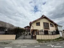 Case + teren de vanzare la 11 km de Tg Jiu
