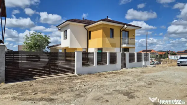 Casa 4 camere, 190 mp, 500 mp teren, zona Ford