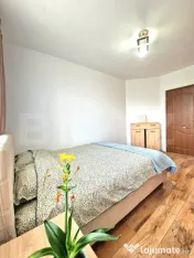Apartament cu 3 camere, etajul 2, 59 mp, parcare, balcon, zo 