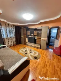 Apartament 2 camere la parter - Garaj inclus - Primăverii 