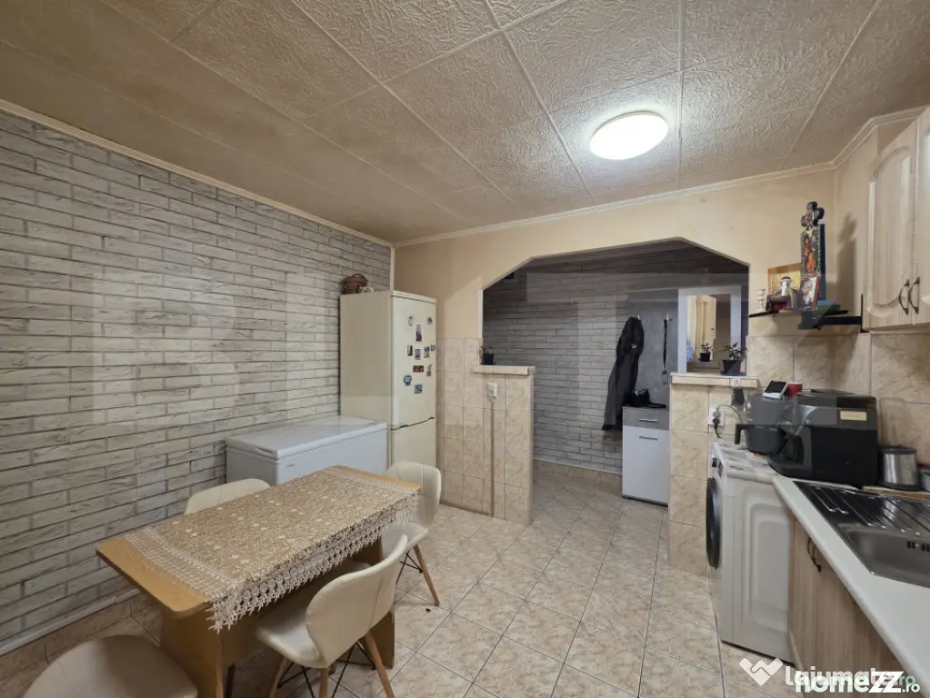 Apartament de vanzare, 55.36 mp, zona Micro 16 - Satu Mare (Satu-Mare)