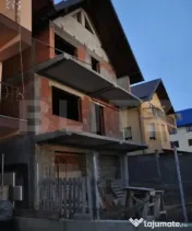 Casa la rosu Burdujeni. 189mp utili, D+P+1, 300mp teren 
