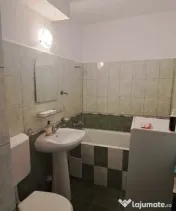 Apartament cu 2 camere, bvd Nicolae Titulescu / Scoala Deceb 