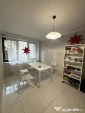 Apartament cu 3 camere, 60 mp, pretabil spatiu comercial, zo 